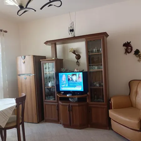 Apartamento Amel Familiar House